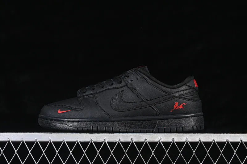 All categories Nk SB Dunk Series Nk SB Dunk Low High-end customized low-top sneakers Nike SB Dunk Low Year of the Horse limited edition black and red High-end customized low-top casual sneakers YF9511-925